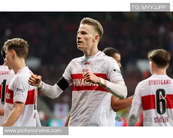 德甲联赛分析：斯图加特状态起伏不定拜仁持续稳定表现引关注